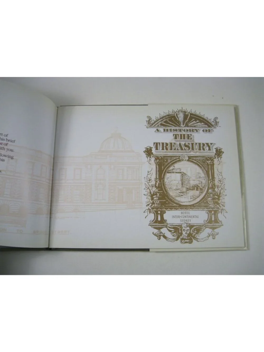 N/A dust jacket